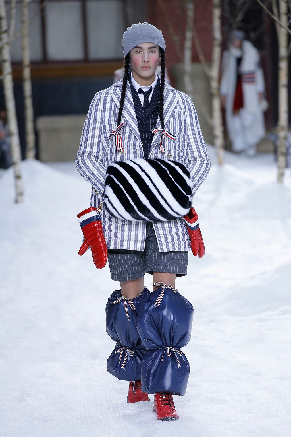 Fashion Week Paris Fall/Winter 2018 look 12 from the Thom Browne collection 男装