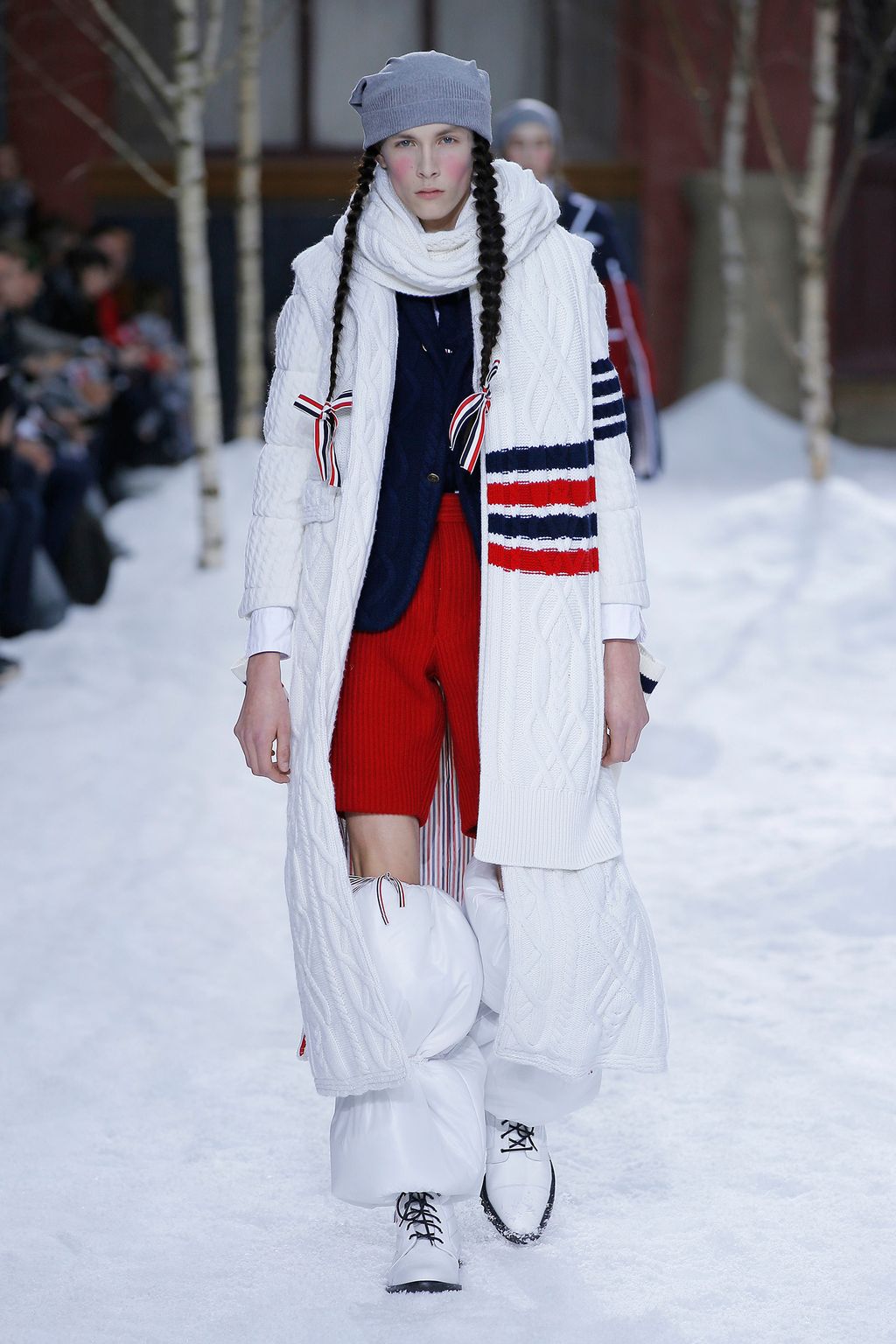 Fashion Week Paris Fall/Winter 2018 look 14 from the Thom Browne collection menswear