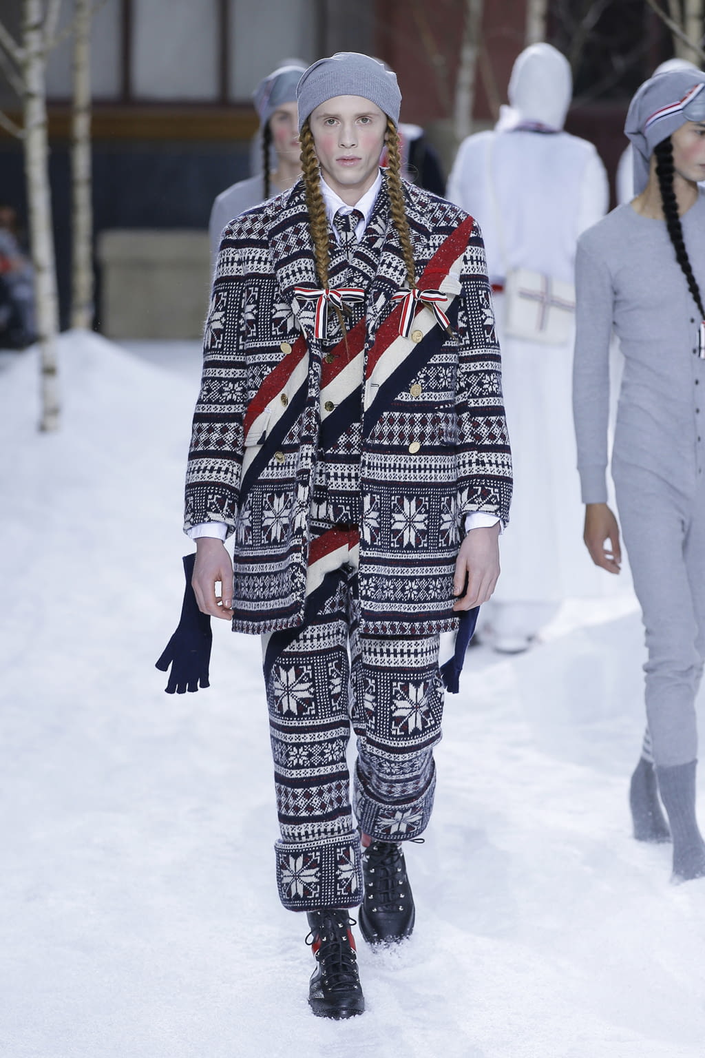 Fashion Week Paris Fall/Winter 2018 look 17 from the Thom Browne collection menswear
