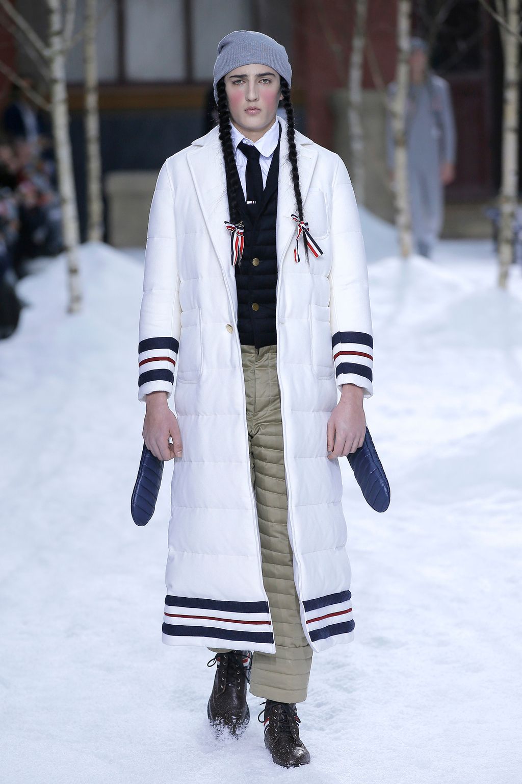 Fashion Week Paris Fall/Winter 2018 look 19 from the Thom Browne collection 男装
