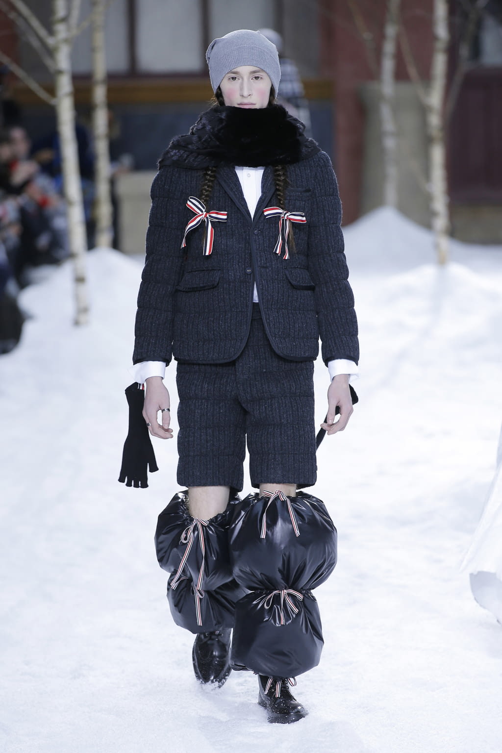 Fashion Week Paris Fall/Winter 2018 look 23 from the Thom Browne collection menswear