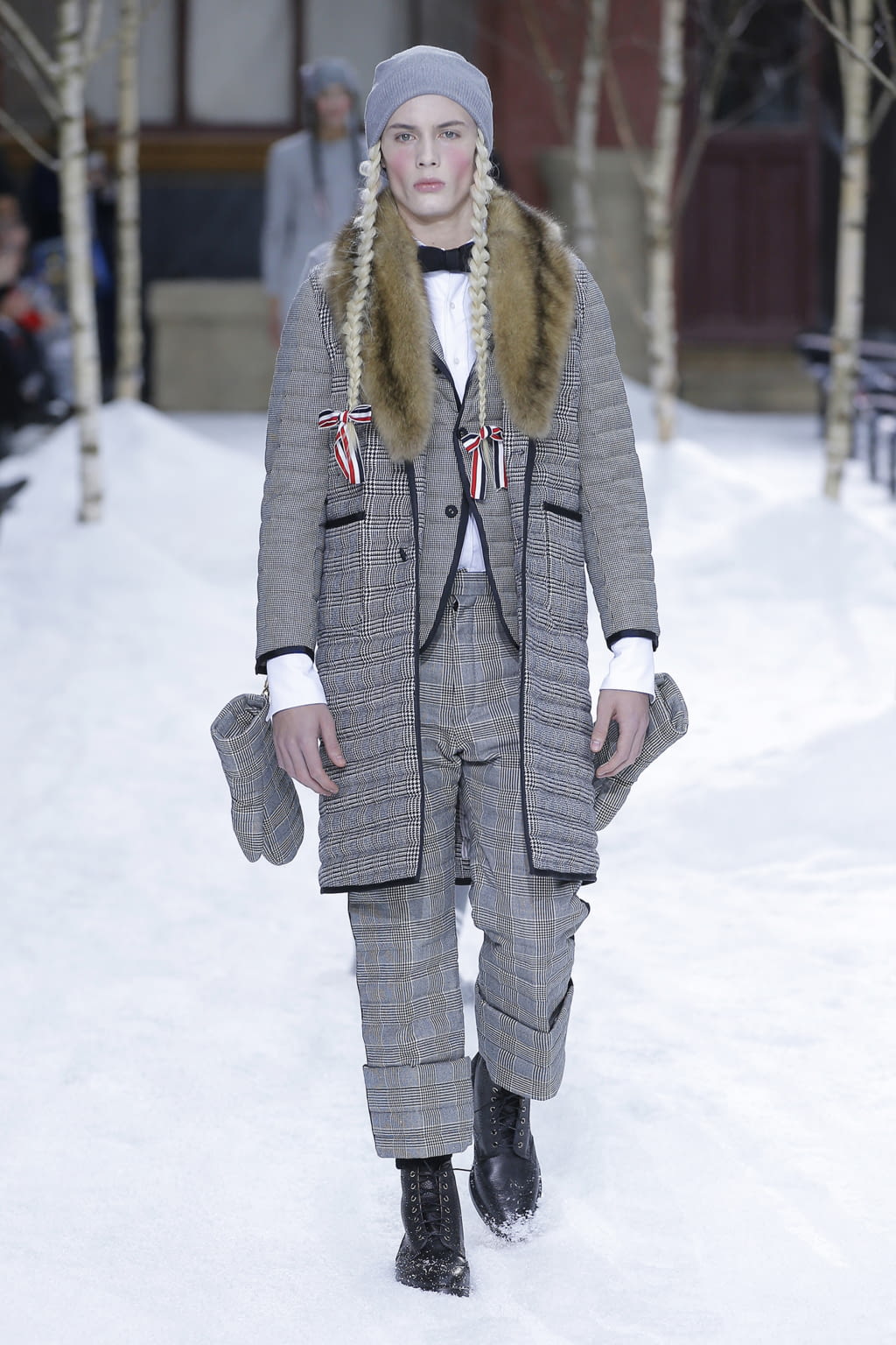 Fashion Week Paris Fall/Winter 2018 look 28 from the Thom Browne collection 男装