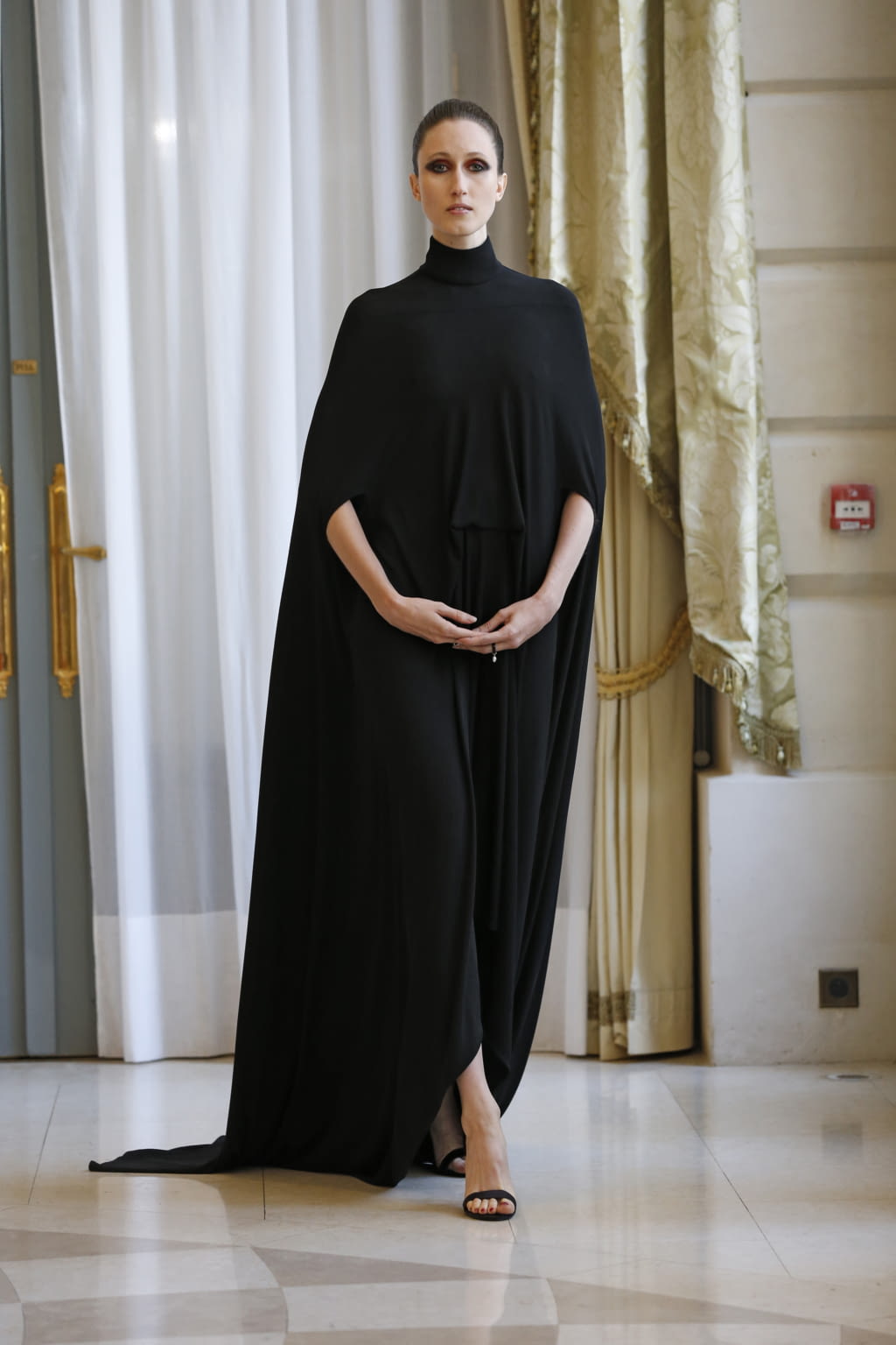 Fashion Week Paris Fall/Winter 2019 look 47 from the R331 collection couture