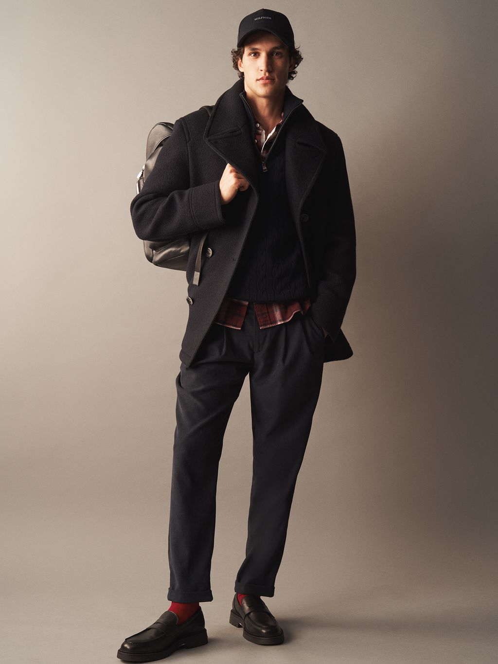 Fashion Week New York Fall/Winter 2024 look 28 from the Tommy Hilfiger collection menswear