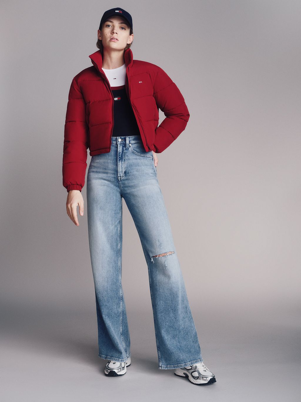 Fashion Week New York Fall/Winter 2024 look 15 from the Tommy Jeans collection womenswear