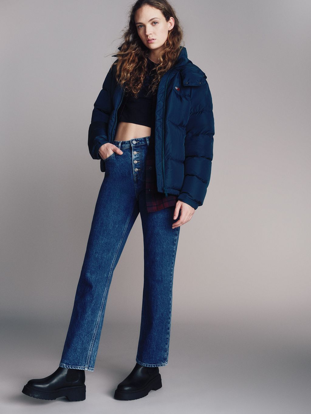 Fashion Week New York Fall/Winter 2024 look 19 from the Tommy Jeans collection womenswear