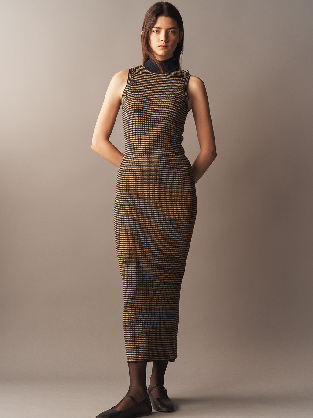 Fashion Week New York Fall/Winter 2024 look 87 from the Tommy Hilfiger collection womenswear