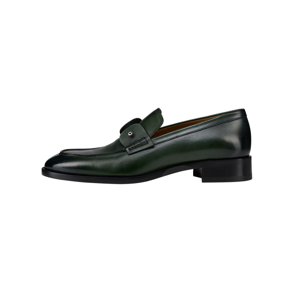 Fashion Week Paris Fall/Winter 2025 look 1 from the Christian Louboutin collection menswear accessories