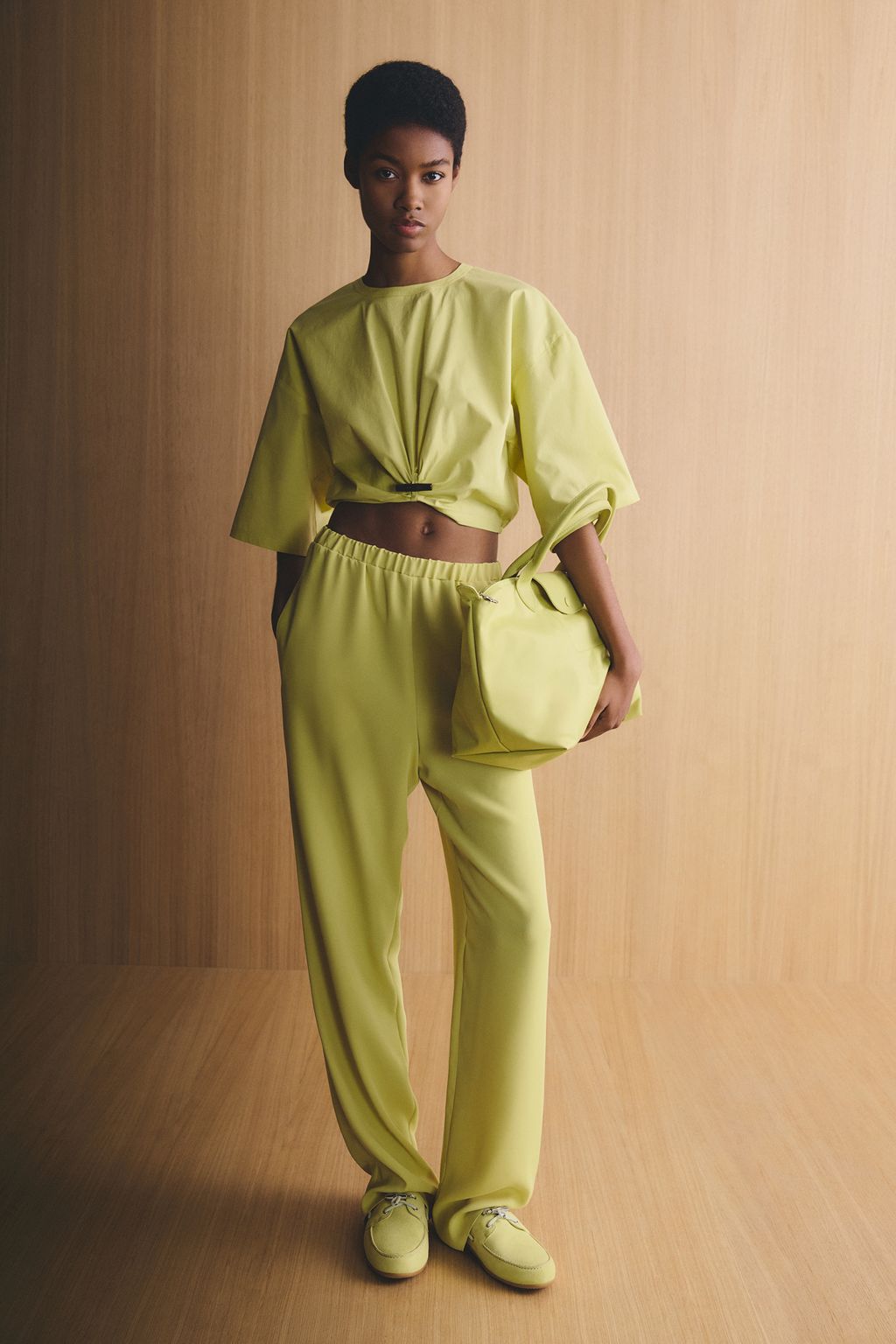 Fashion Week Paris Fall/Winter 2026 look 9 from the Longchamp collection 女装