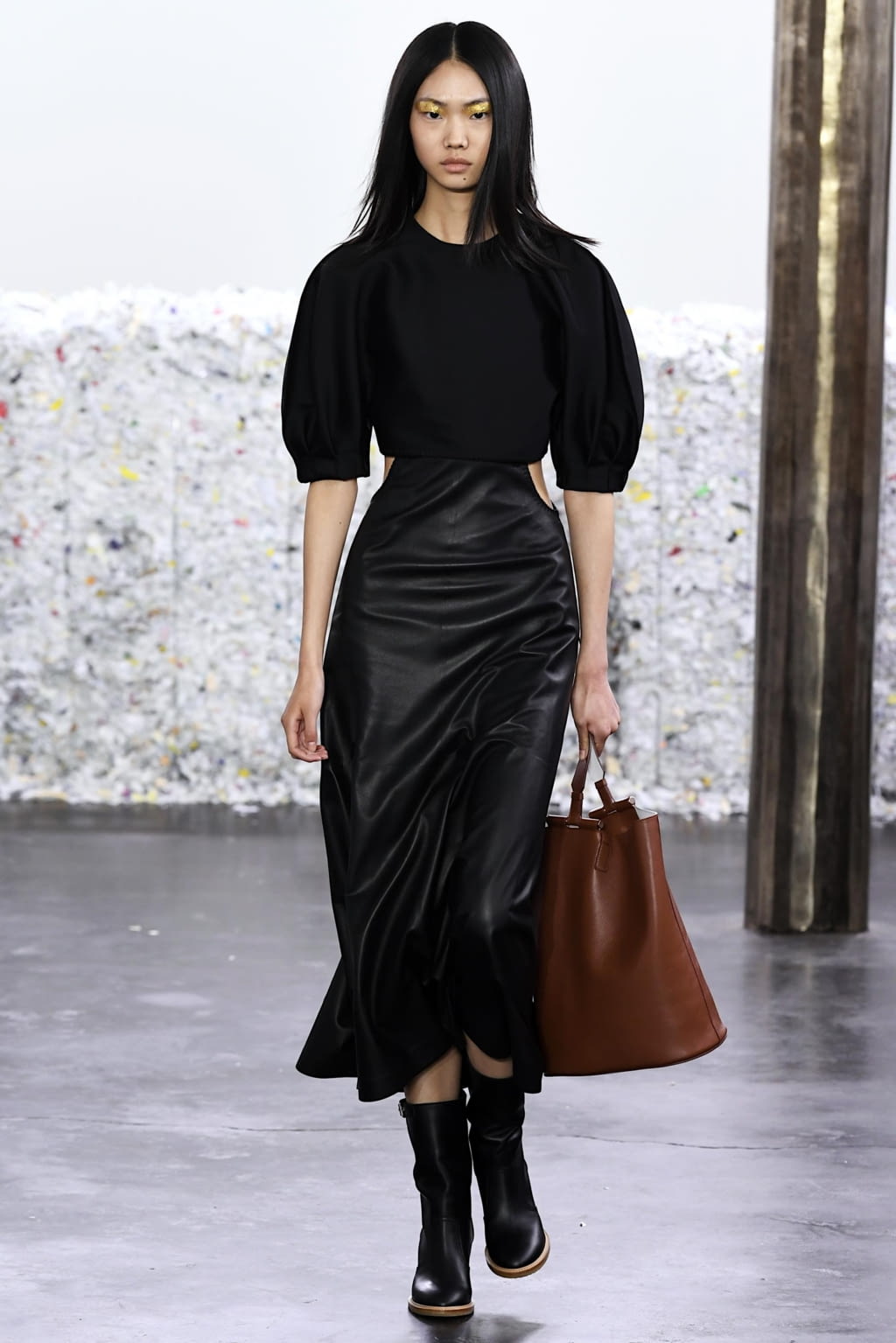 Fashion Week New York Fall/Winter 2020 look 24 from the Gabriela Hearst collection 女装