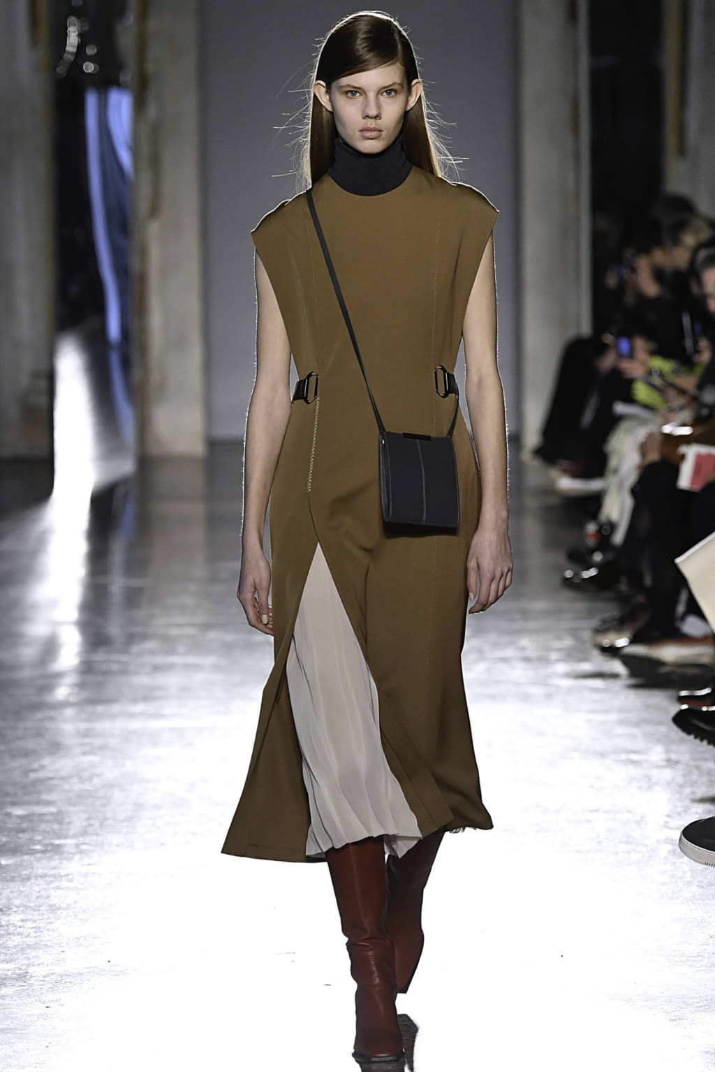 Fashion Week Milan Fall/Winter 2019 look 3 de la collection Gabriele Colangelo womenswear