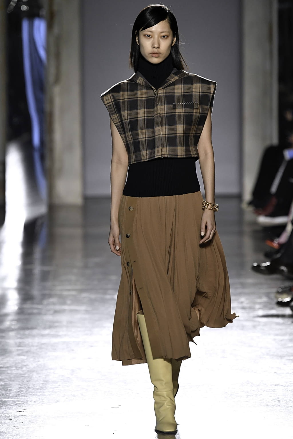 Fashion Week Milan Fall/Winter 2019 look 11 de la collection Gabriele Colangelo womenswear