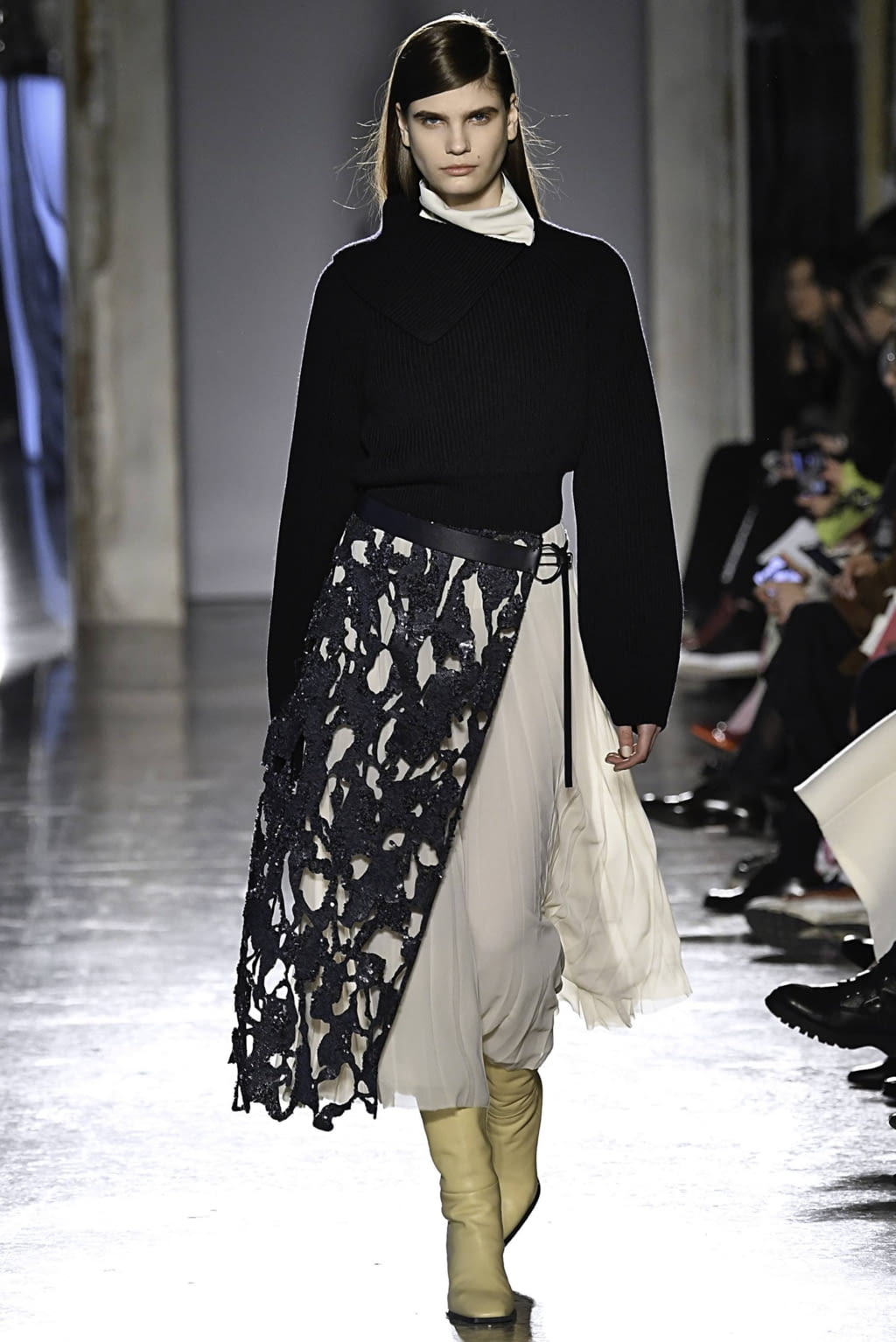 Fashion Week Milan Fall/Winter 2019 look 33 from the Gabriele Colangelo collection womenswear
