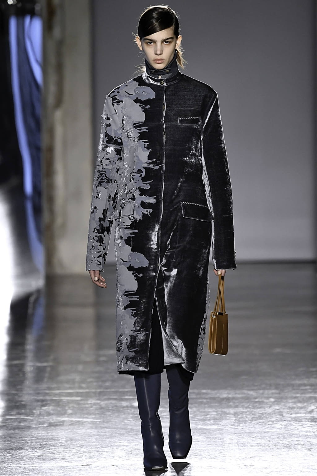 Fashion Week Milan Fall/Winter 2019 look 34 from the Gabriele Colangelo collection womenswear