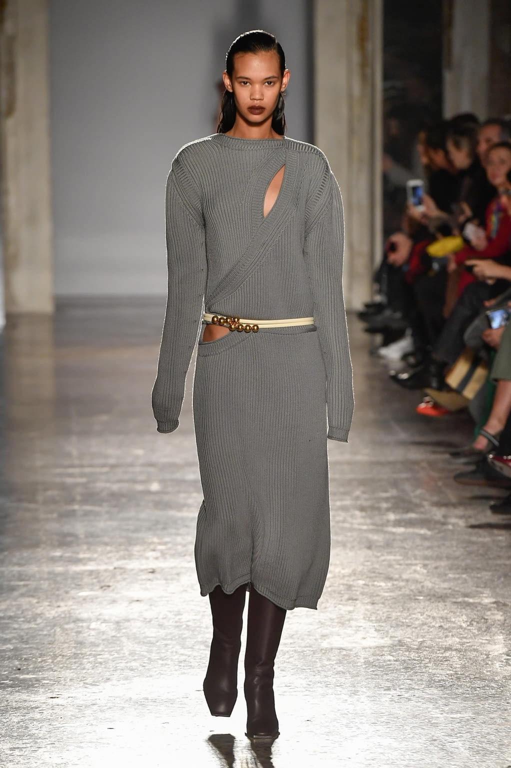 Fashion Week Milan Fall/Winter 2020 look 7 de la collection Gabriele Colangelo womenswear