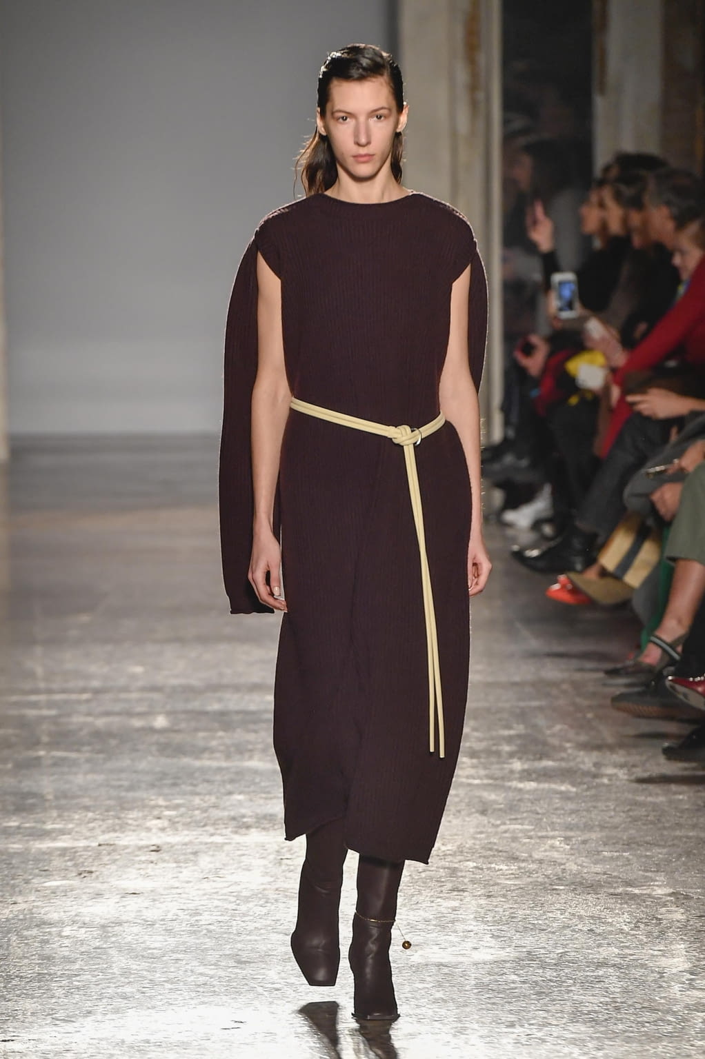Fashion Week Milan Fall/Winter 2020 look 10 de la collection Gabriele Colangelo womenswear