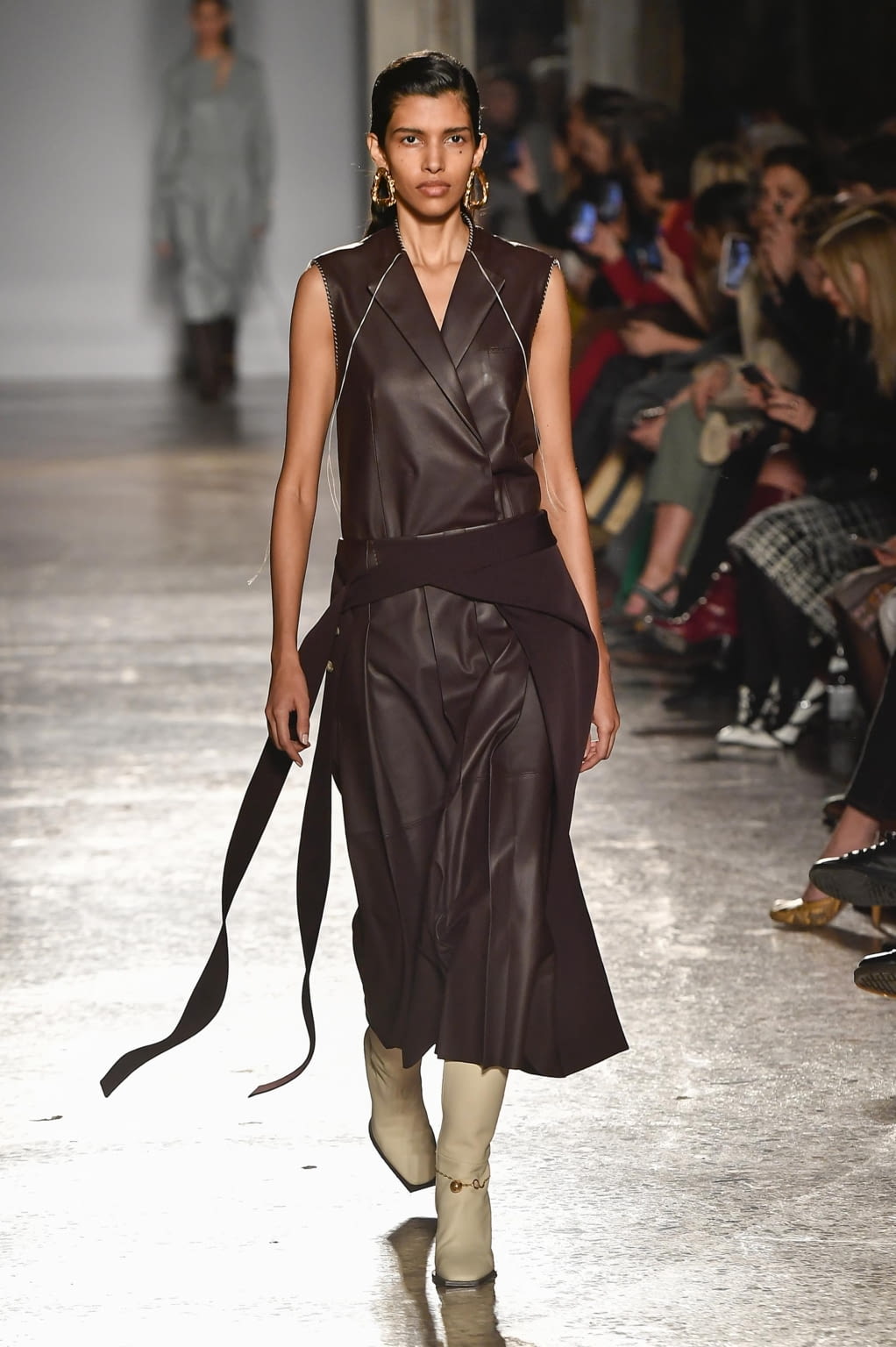 Fashion Week Milan Fall/Winter 2020 look 18 de la collection Gabriele Colangelo womenswear
