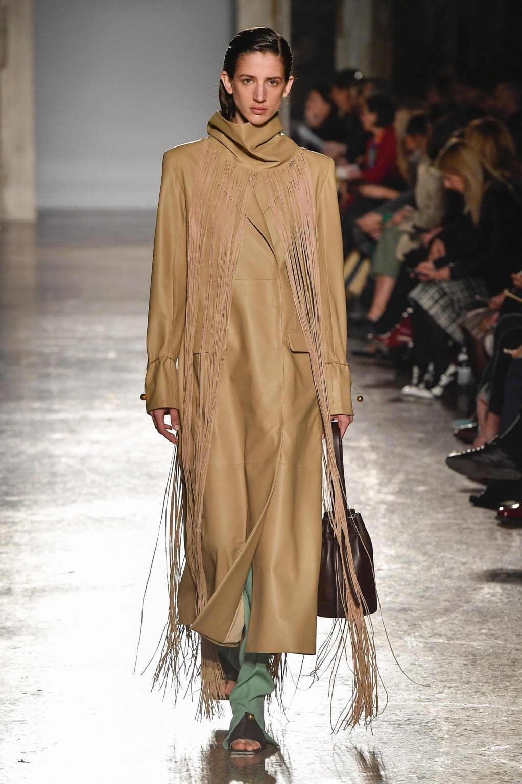 Fashion Week Milan Fall/Winter 2020 look 40 de la collection Gabriele Colangelo womenswear