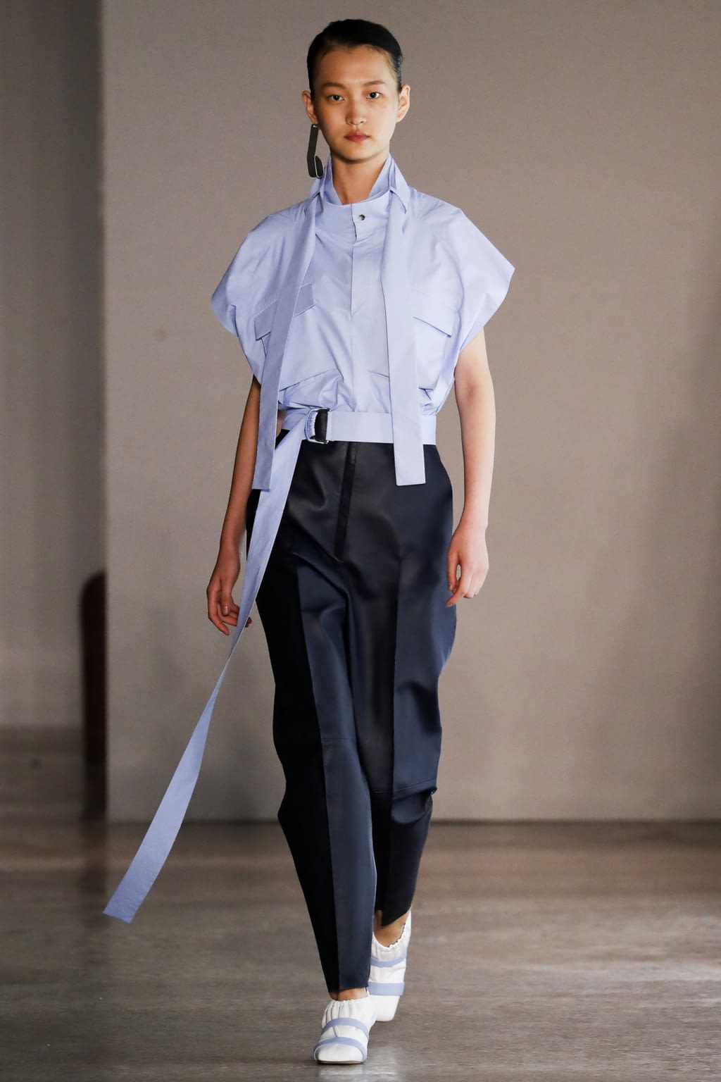 Fashion Week Milan Spring/Summer 2018 look 9 from the Gabriele Colangelo collection womenswear