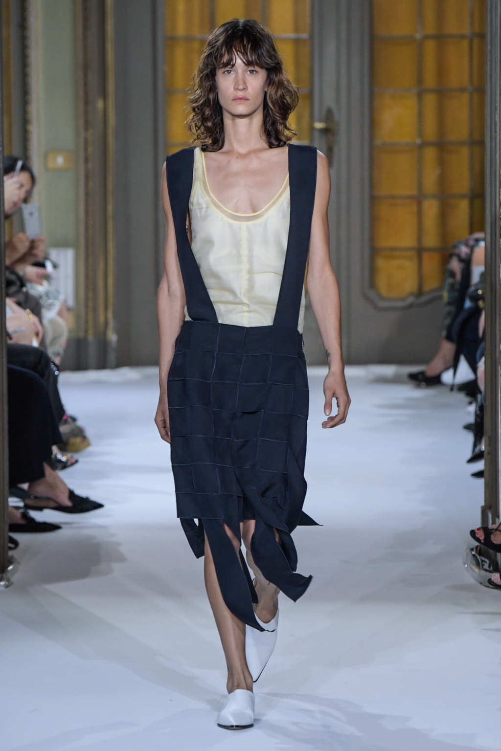 Fashion Week Milan Spring/Summer 2017 look 3 de la collection Gabriele Colangelo womenswear