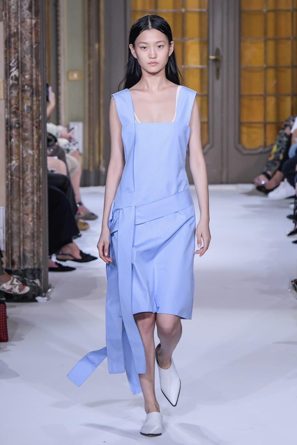 Fashion Week Milan Spring/Summer 2017 look 18 de la collection Gabriele Colangelo womenswear
