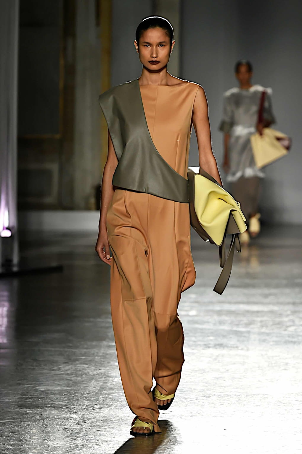 Fashion Week Milan Spring/Summer 2020 look 11 from the Gabriele Colangelo collection 女装