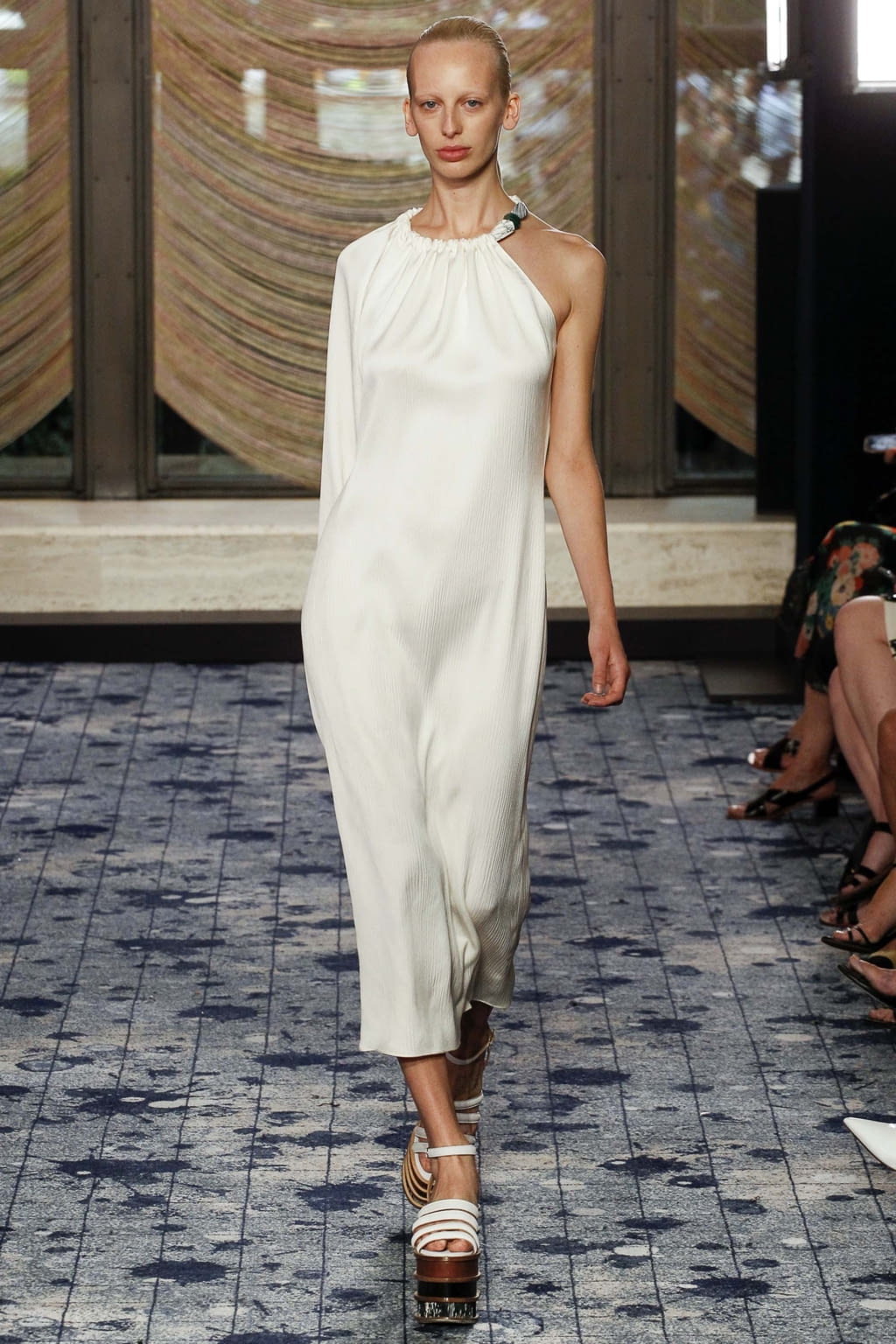 Fashion Week New York Spring/Summer 2018 look 13 from the Gabriela Hearst collection 女装