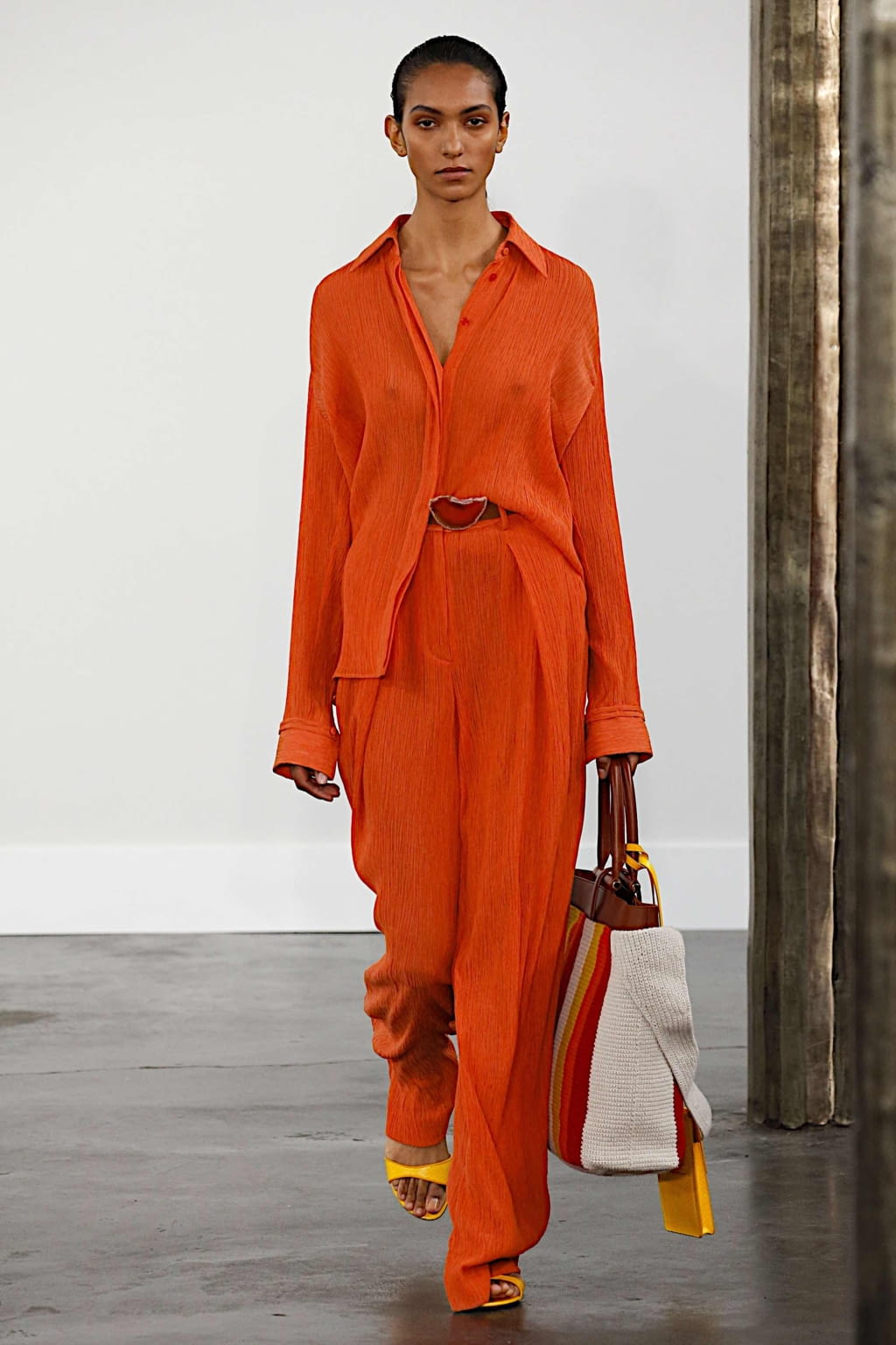 Fashion Week New York Spring/Summer 2020 look 25 from the Gabriela Hearst collection 女装