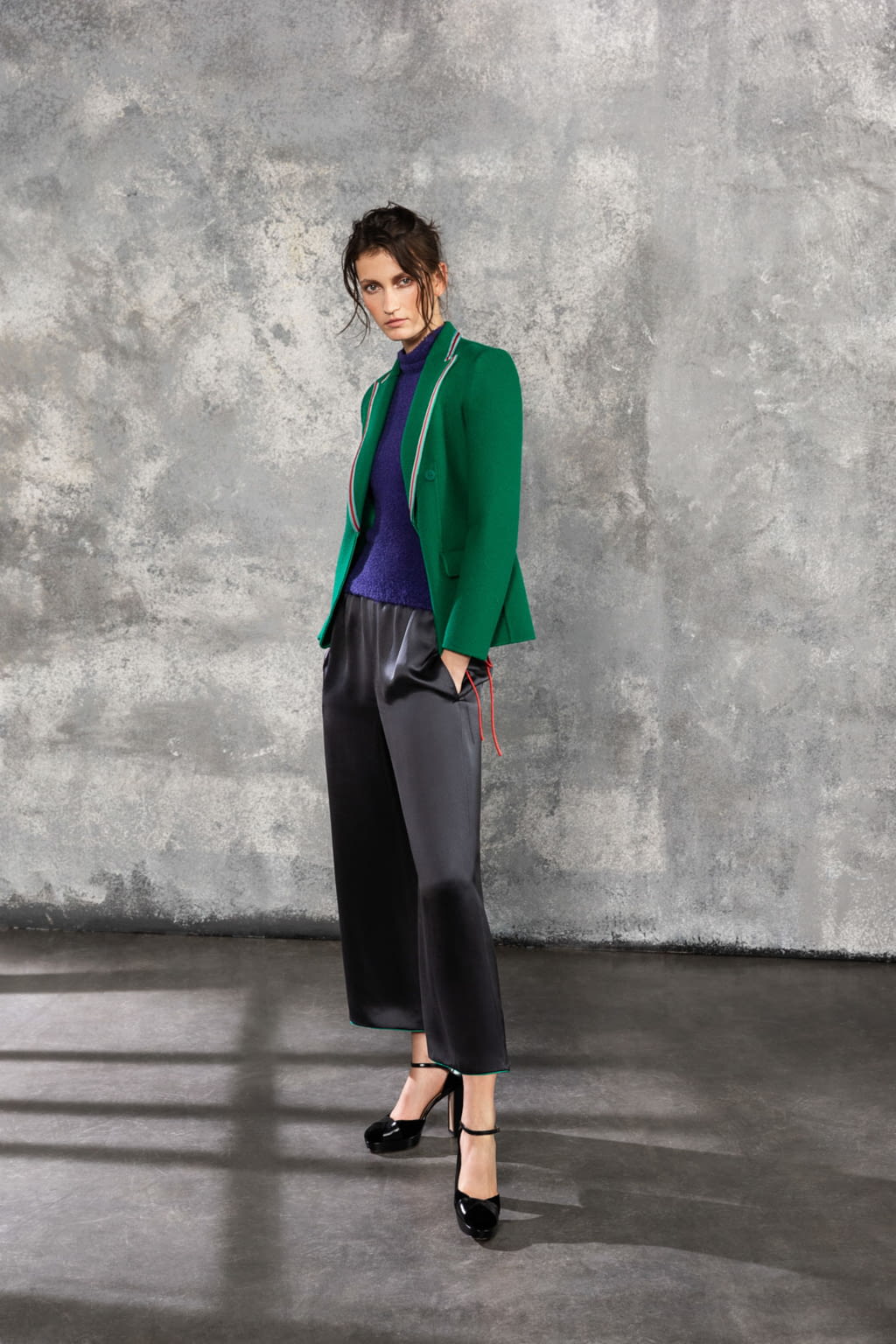 Fashion Week Milan Pre-Fall 2019 look 8 from the Giorgio Armani collection womenswear