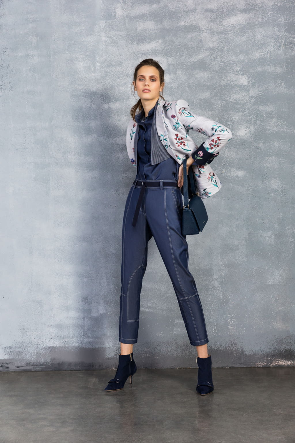 Fashion Week Milan Pre-Fall 2019 look 28 de la collection Giorgio Armani womenswear