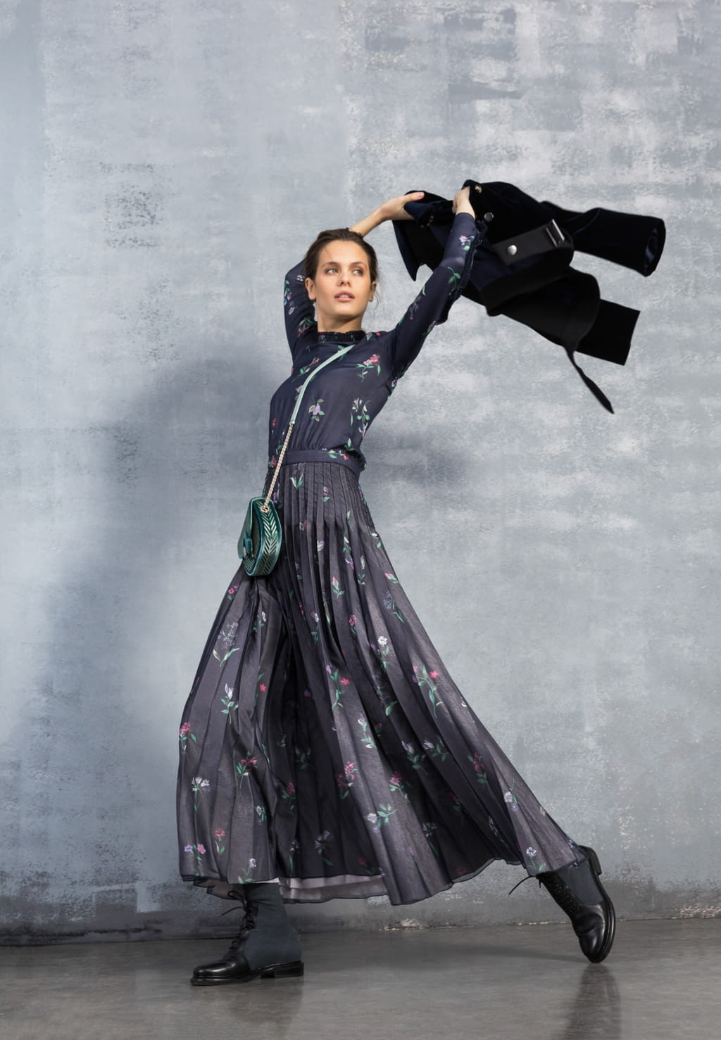 Fashion Week Milan Pre-Fall 2019 look 29 from the Giorgio Armani collection womenswear