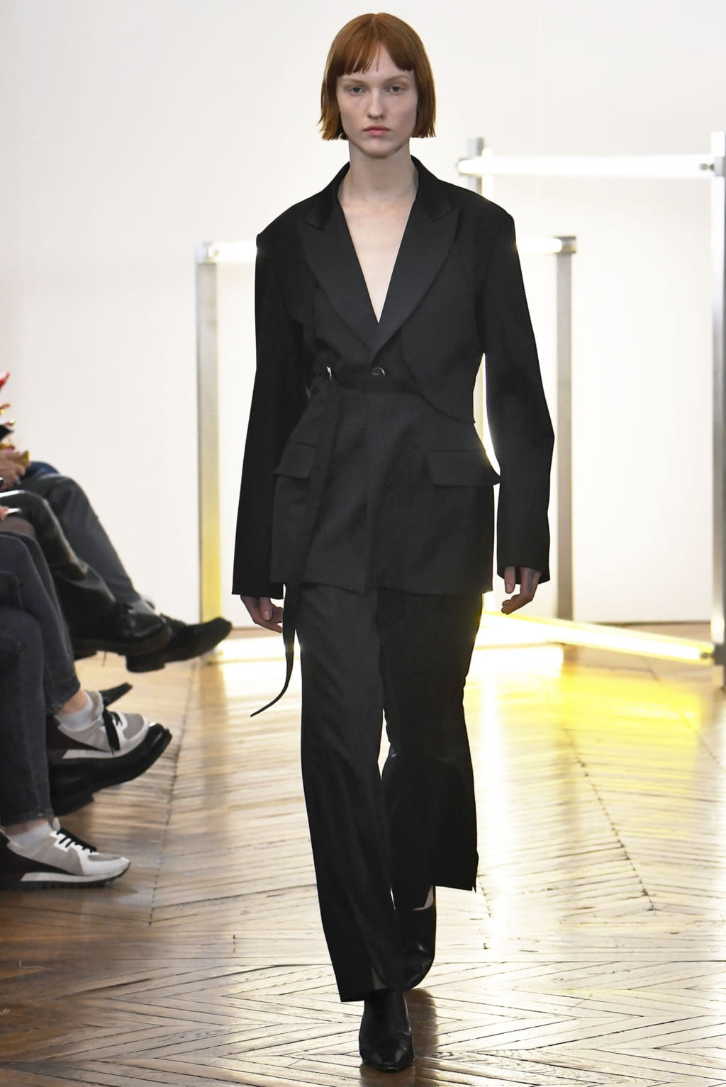 Fashion Week Paris Fall/Winter 2019 look 14 from the GAUCHERE collection womenswear