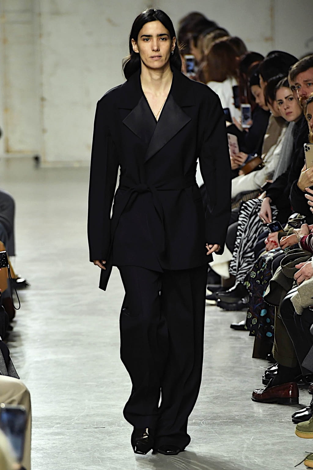 Fashion Week Paris Fall/Winter 2020 look 1 from the GAUCHERE collection womenswear