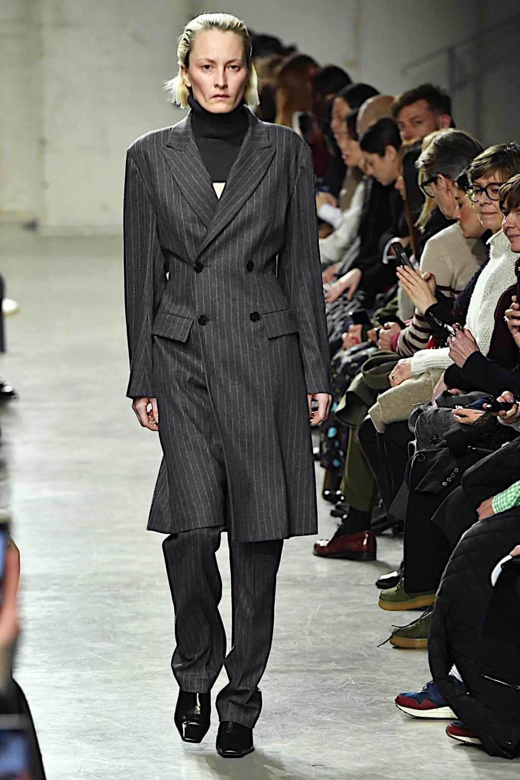 Fashion Week Paris Fall/Winter 2020 look 14 from the GAUCHERE collection womenswear