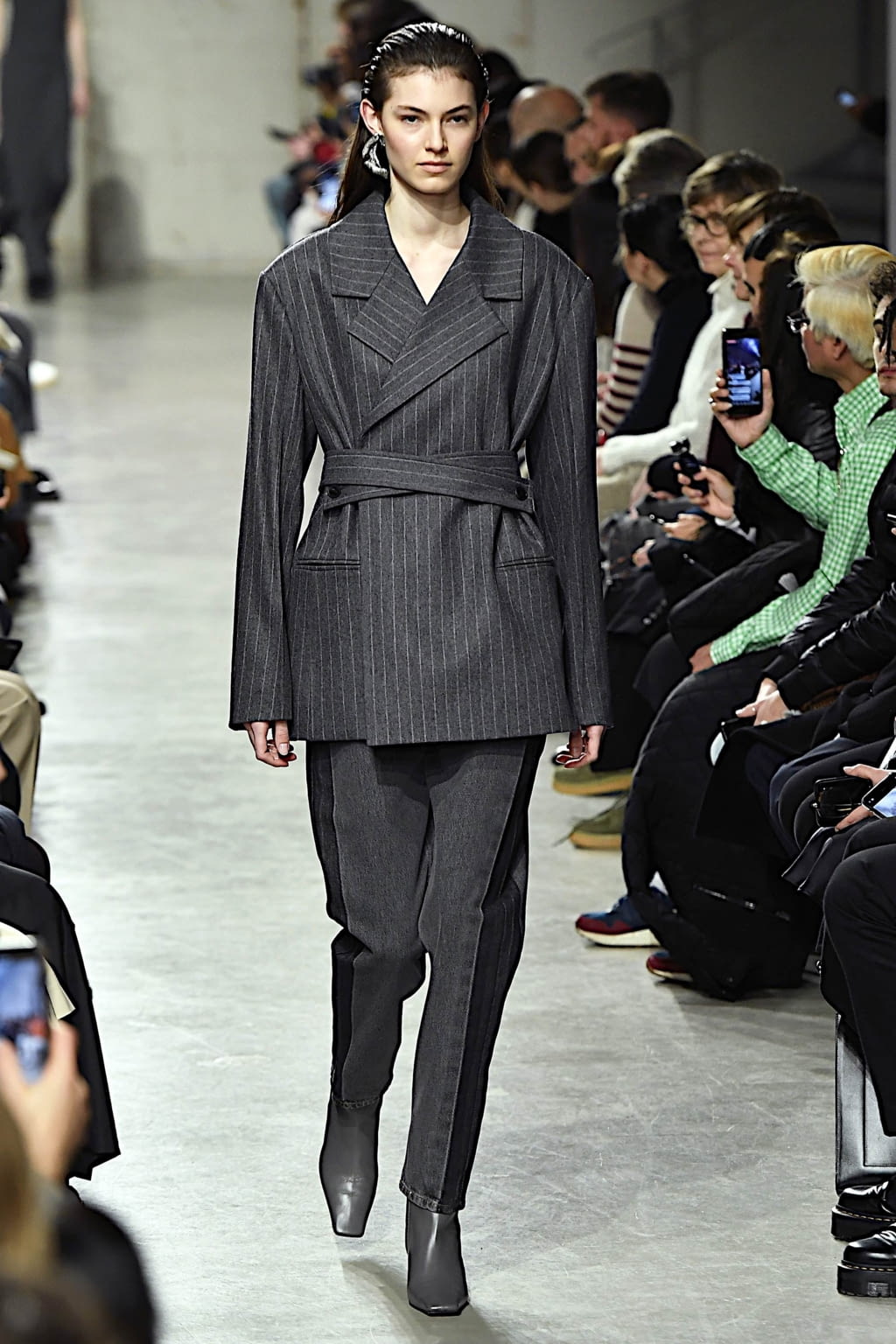 Fashion Week Paris Fall/Winter 2020 look 15 from the GAUCHERE collection womenswear