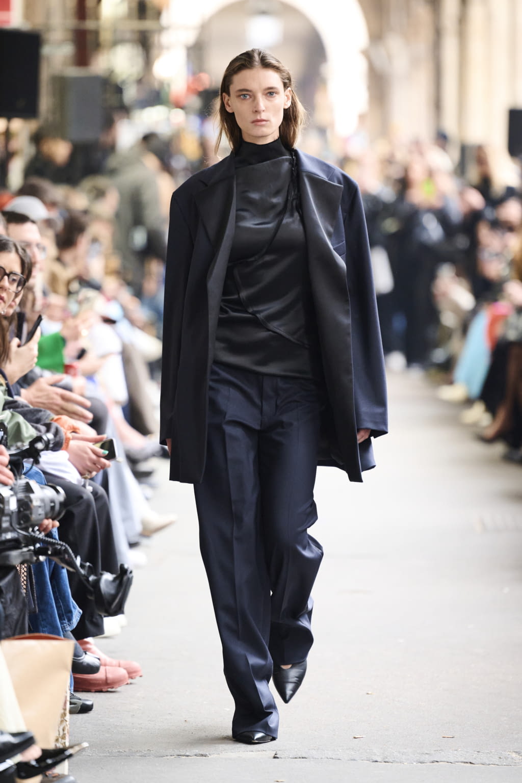 Fashion Week Paris Fall/Winter 2022 look 3 from the GAUCHERE collection 女装