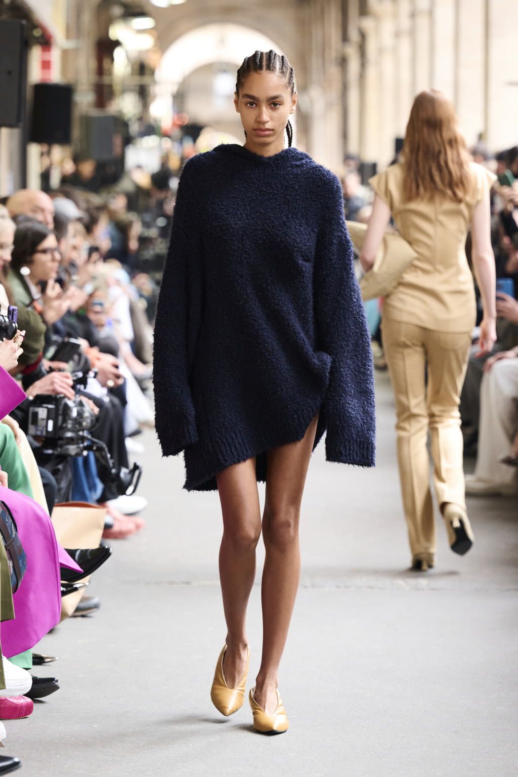 Fashion Week Paris Fall/Winter 2022 look 12 de la collection GAUCHERE womenswear