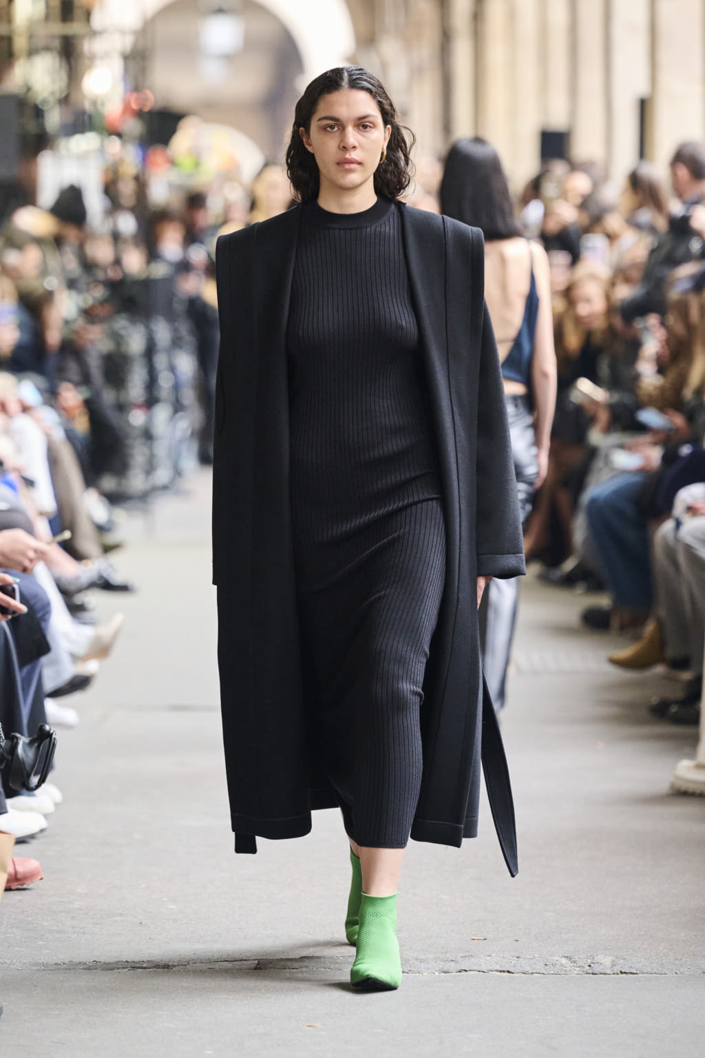 Fashion Week Paris Fall/Winter 2022 look 14 from the GAUCHERE collection womenswear
