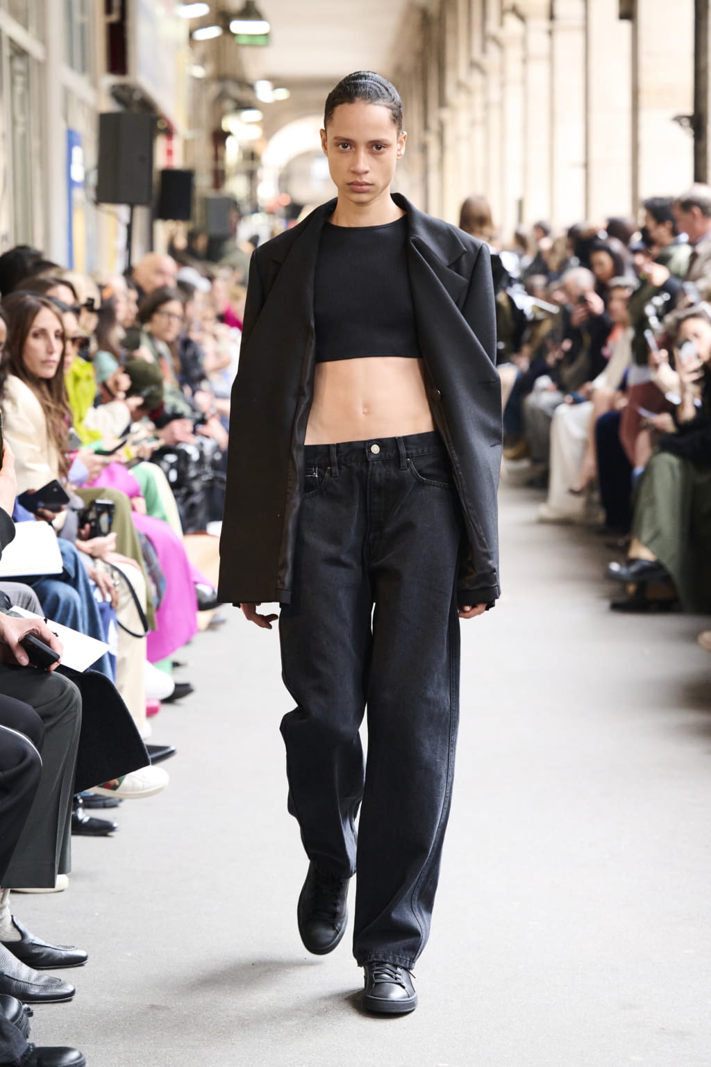 Fashion Week Paris Fall/Winter 2022 look 22 de la collection GAUCHERE womenswear