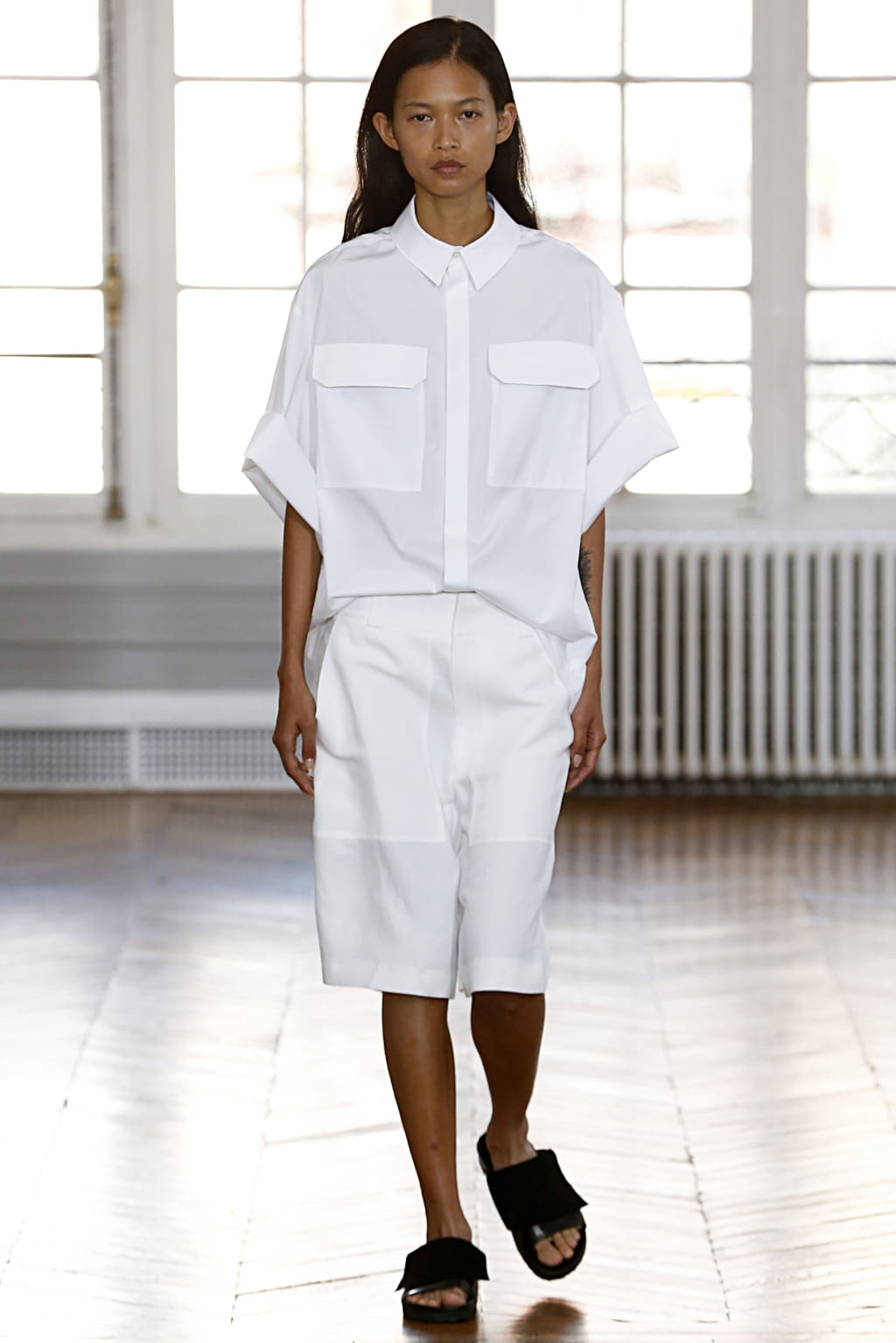 Fashion Week Paris Spring/Summer 2019 look 14 from the GAUCHERE collection womenswear