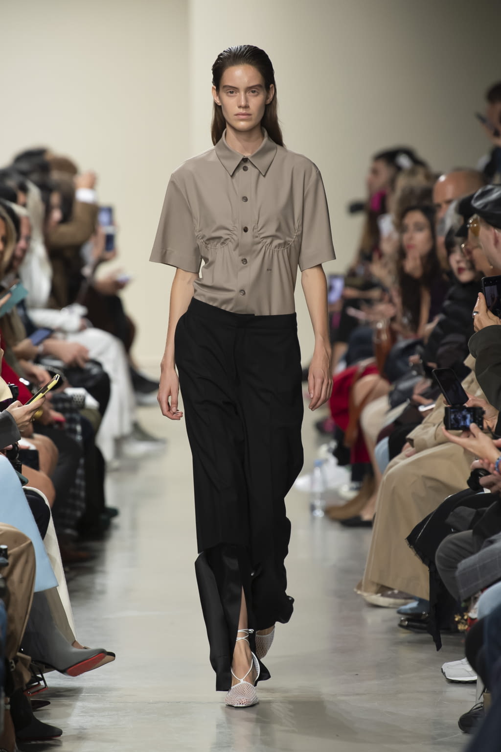 Fashion Week Paris Spring/Summer 2020 look 15 from the GAUCHERE collection womenswear