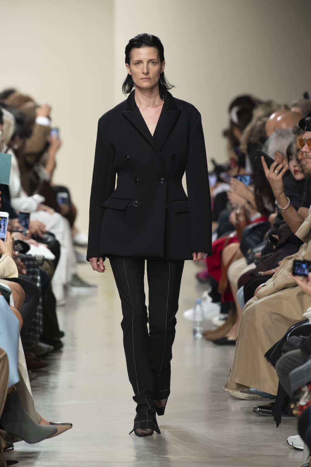 Fashion Week Paris Spring/Summer 2020 look 22 from the GAUCHERE collection 女装
