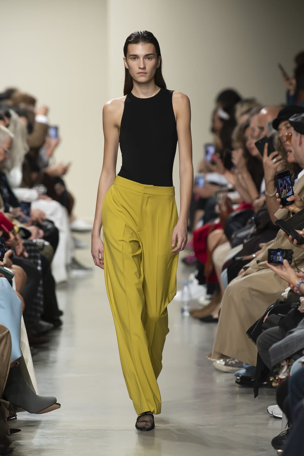 Fashion Week Paris Spring/Summer 2020 look 23 from the GAUCHERE collection womenswear
