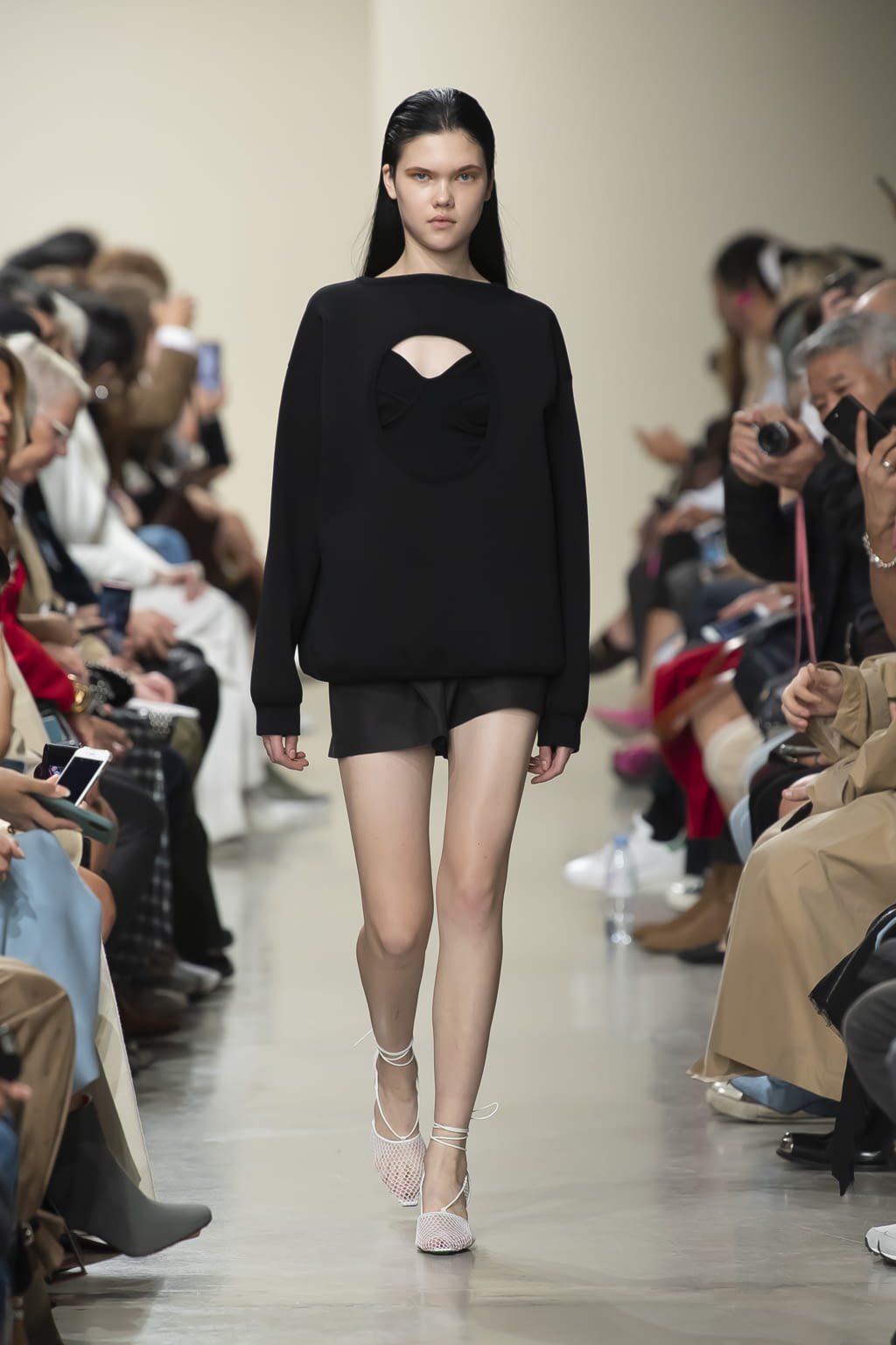 Fashion Week Paris Spring/Summer 2020 look 30 from the GAUCHERE collection 女装