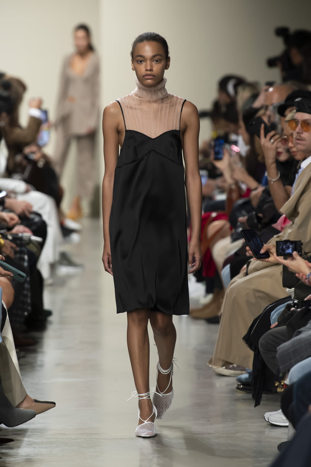 Fashion Week Paris Spring/Summer 2020 look 9 from the GAUCHERE collection womenswear
