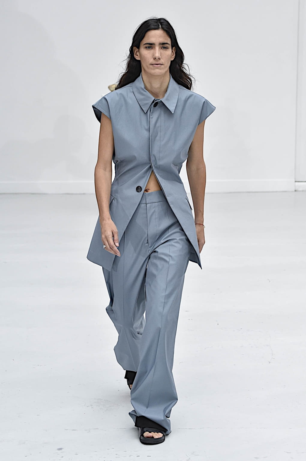 Fashion Week Paris Spring/Summer 2021 look 19 from the GAUCHERE collection 女装