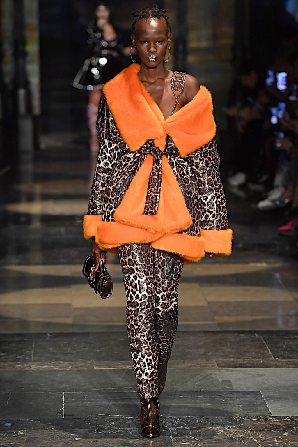Fashion Week Milan Fall/Winter 2020 look 47 from the GCDS collection 女装