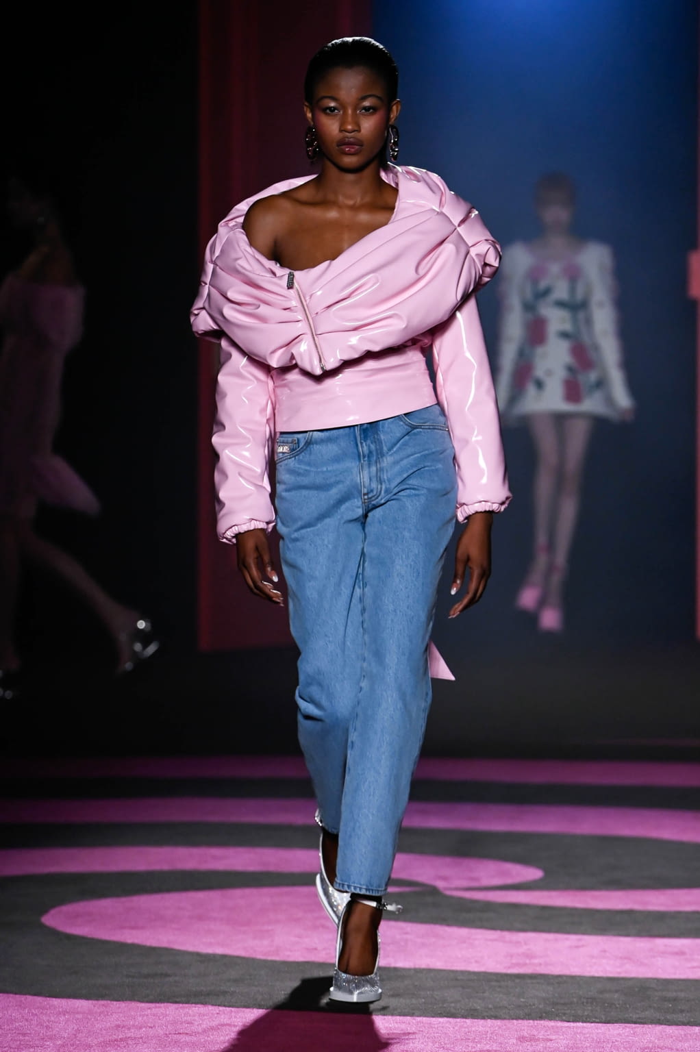 Fashion Week Milan Fall/Winter 2022 look 4 de la collection GCDS womenswear
