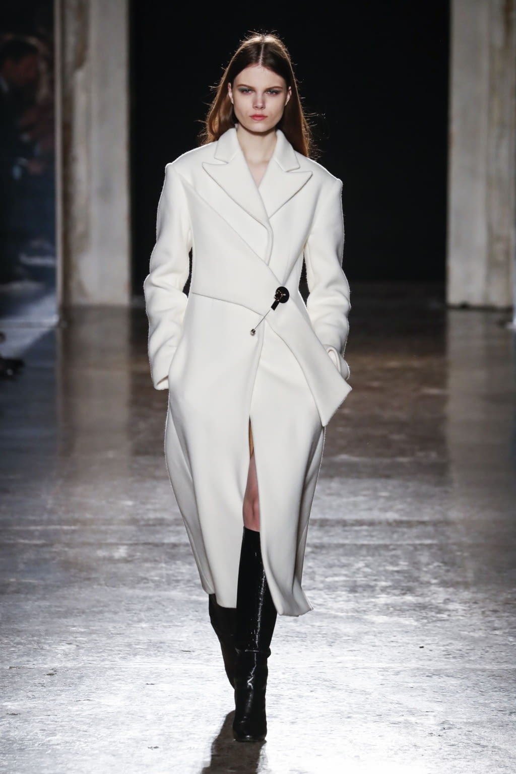 Fashion Week Milan Fall/Winter 2020 look 2 de la collection Genny womenswear