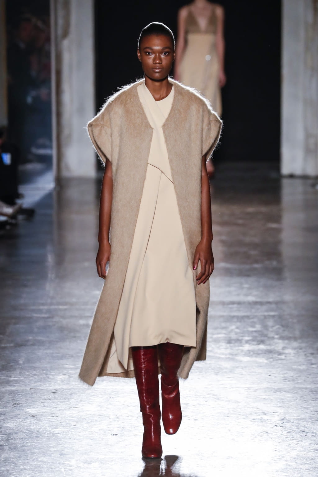 Fashion Week Milan Fall/Winter 2020 look 8 from the Genny collection womenswear